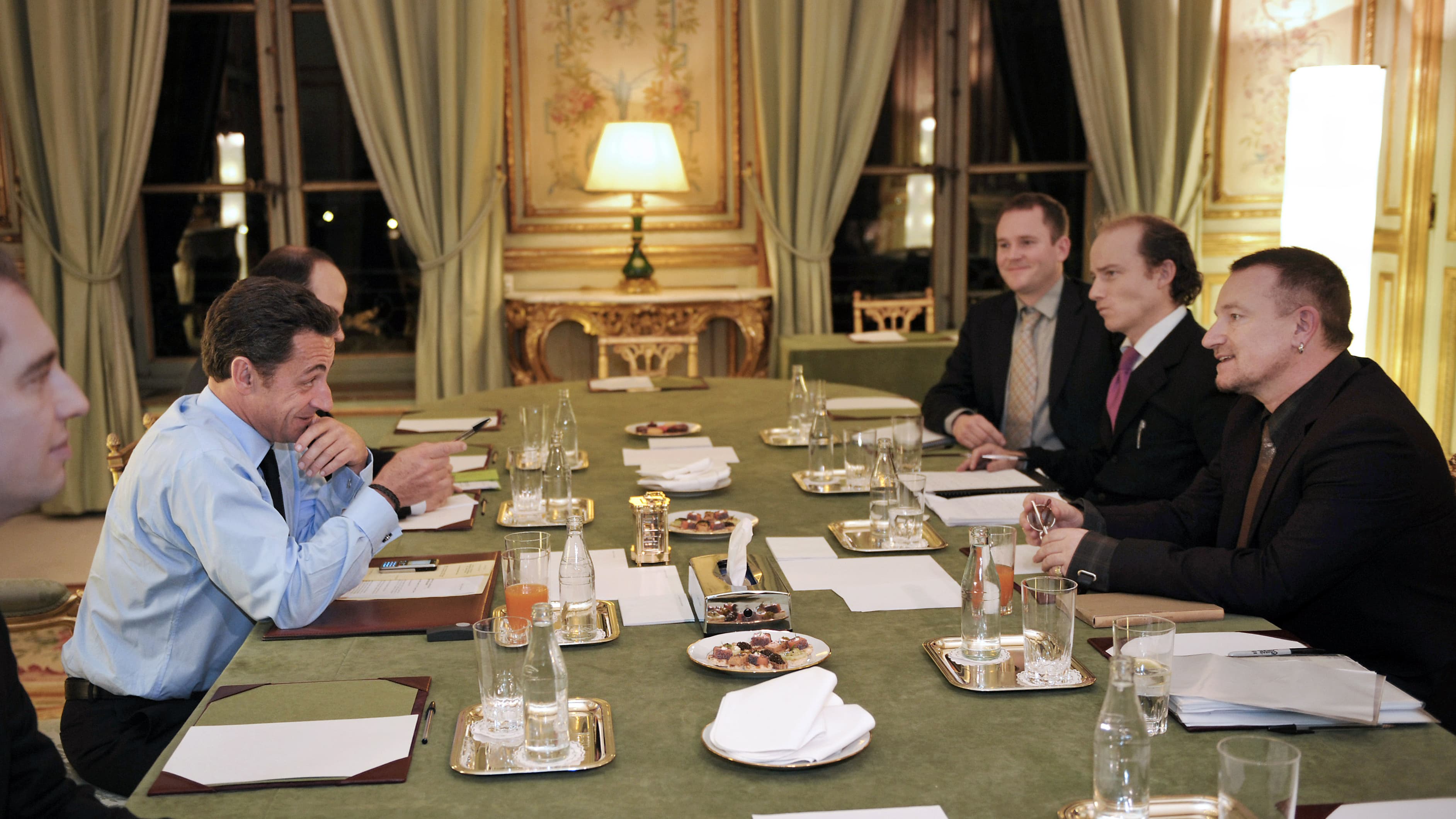 Nicolas Sarkozy et Bono à l'Elysée