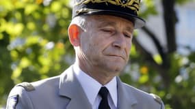 Pierre de Villiers au défilé militaire du 14 juillet sur les Champs-Élysées à Paris