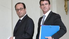 François Hollande et Manuel Valls sur le perron de l'Elysée