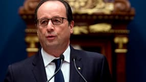 François Hollande estime que "les prévisions ne doivent pas changer nos politiques"