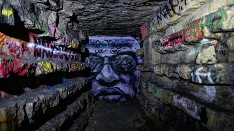 Elle voulait visiter une zone interdite: une femme blessée après une chute de 6 mètres dans les catacombes de Paris