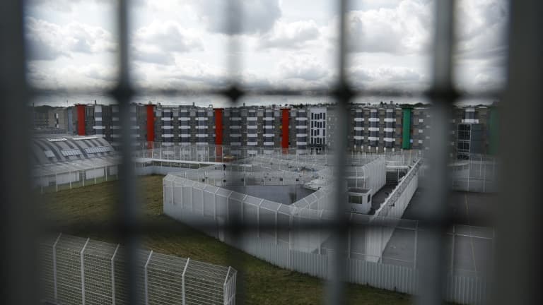 Une cour de la prison de Fleury-Mérogis, vue depuis l'Unité pour détenus violents, le 21 juin 2023 dans l'Essonne