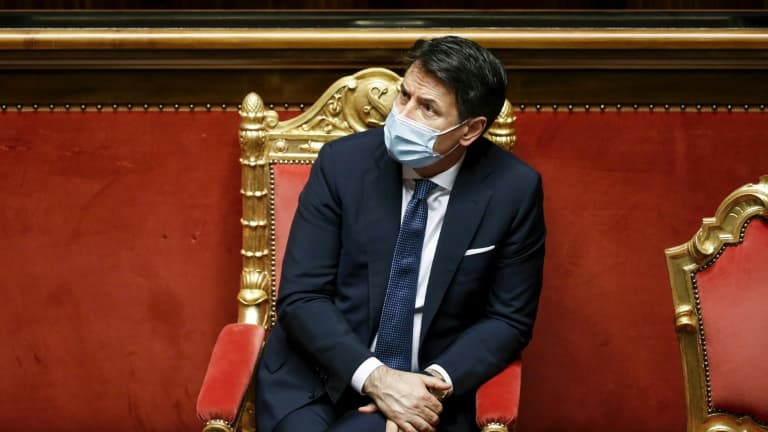 Le chef du gouvernement italien Giuseppe Conte lors d'un vote de confiance au Sénat, le 19 janvier 2021 à Rome