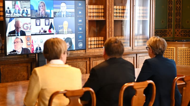 40 pays dont la France, la Grande-Bretagne et l'Allemagne discutent d'un plan diplomatique pour rouvrir le détroit d'Ormuz (les Etats-Unis ne sont pas à la réunion)