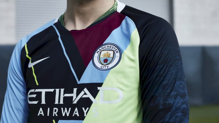 Le maillot d'adieu de Nike à Manchester City.