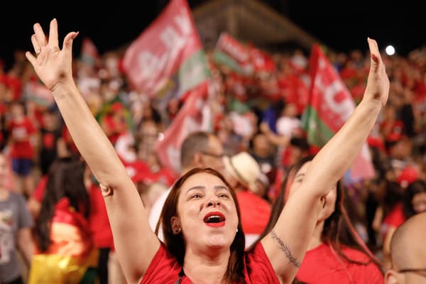 A Lula fan celebrates the victory of the left-wing candidate in the 2022 presidential elections, on October 30 in Brasilia.