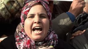 Une manifestante à Sidi Bouzid, en Tunisie, le 17 décembre 2012.