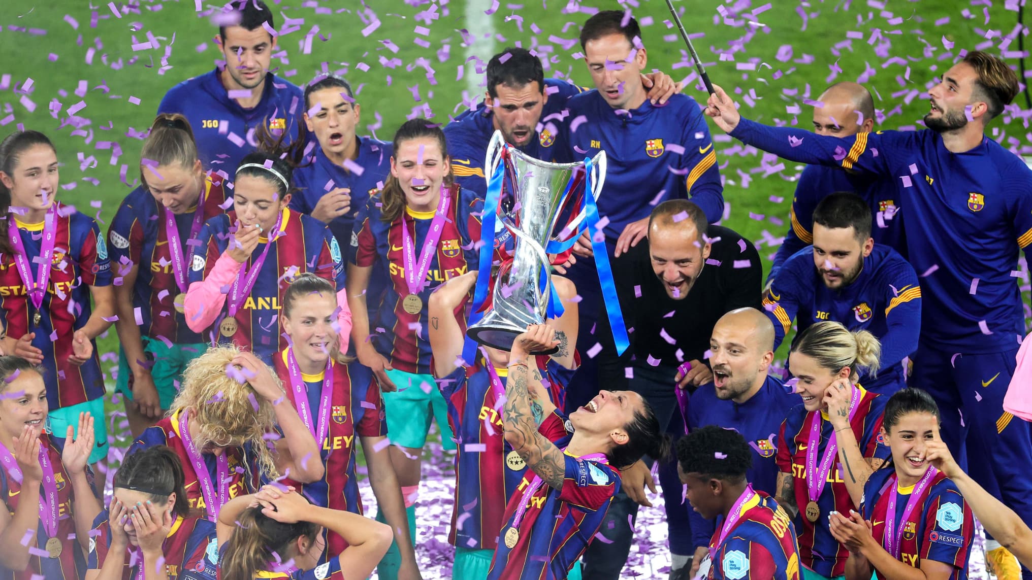 Le trophée de la Ligue des champions féminine, UEFA Women's