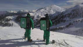 Pour ravitailler les skieurs en haut des pistes, Easy Vallee dispose de 6 livreurs à ski ou en snowboard. 