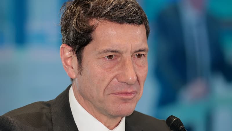 "Le parti n'a pas quitté ses ambiguïtés et la macronie": David Lisnard quitte LR et se lance dans la course à la présidentielle