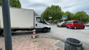 En moyenne, 12.000 véhicules traversent Auriol (Bouches-du-Rhône) chaque jour
