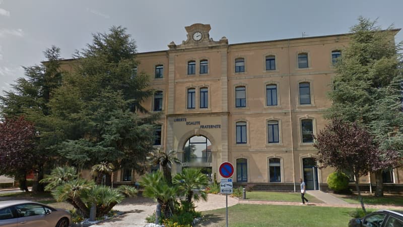 La mairie d'Agde.