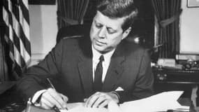 John F. Kennedy à la Maison Blanche, à Washington, le 24 octobre 1962