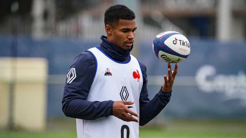 Léo Coly avec le XV de France en stage à Capbreton, le 24 janvier 2023