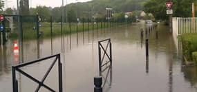 Melun: inondations rue Belle-Ombre, en bords de Seine - Témoins BFMTV