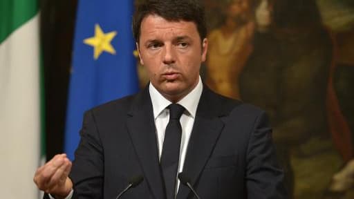 Le Premier ministre italien Matteo Renzi s'exprime lors d'une conférence de presse le 19 avril 2015 à Rome.