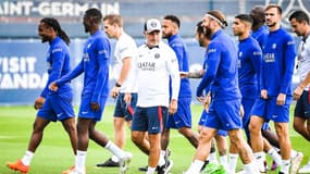Christophe Galtier à l'entraînement avec ses joueurs