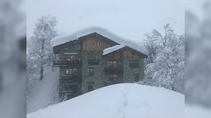 Dans certains villages de Savoie, les habitants sont confinés chez eux.