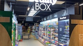 Rayon "Beauty Box" dédié à l'hygiène et à la beauté dans le magasin Lidl d'Osny 