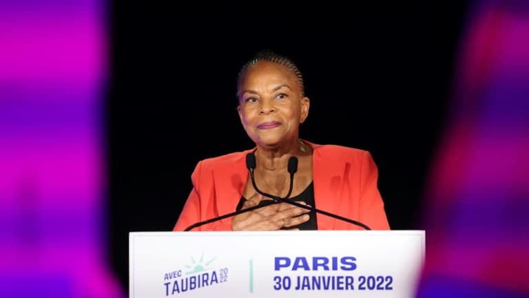 Christine Taubira s'exprime après sa victoire à la Primaire populaire, une consultation citoyenne destinée à avoir une candidature unique à gauche pour la présidentielle de 2022, à Paris le 30 janvier 2022 