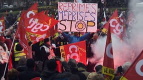Une manifestation en soutien aux salariés de Goodyear, place de la Nation, à Paris, jeudi 4 février