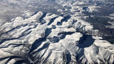 Vue aérienne des montagnes Rocheuses dans l'Etat du Colorado, le 27 janvier 2017