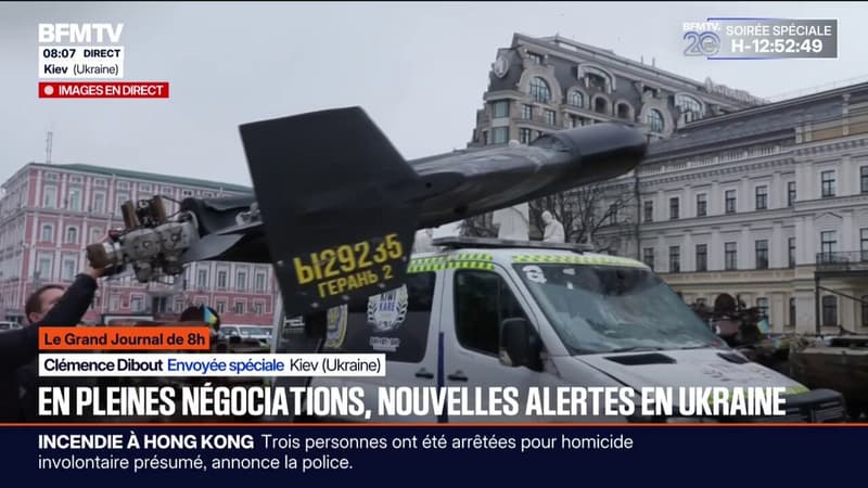 Guerre en Ukraine: à Kiev, le gouvernement expose les armes russes qui touchent la population