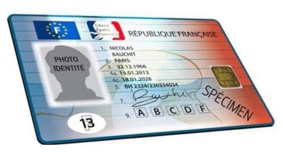 La future Carte nationale d'identité sera équipée d'une puce contenant les empreintes digitales du titulaire.