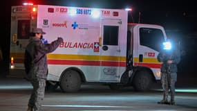 Une ambulance sur le tarmac de la base militaire CATAM de Bogota, le 10 juin 2023. (illustration)