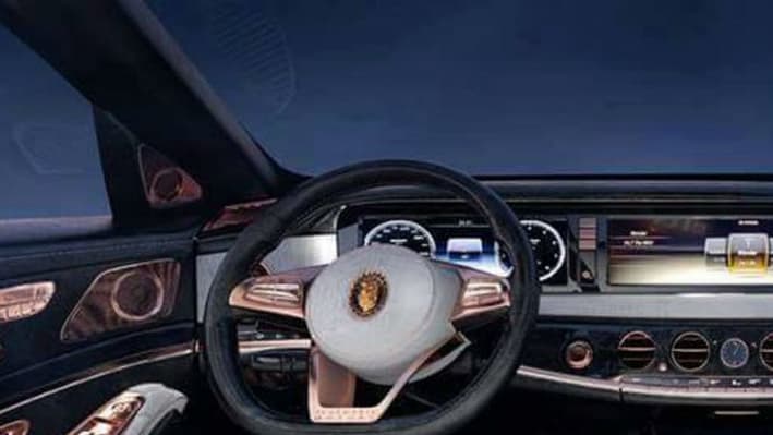 Sans surprise, un intérieur très luxueux. Sans surprise, un intérieur très luxueux.