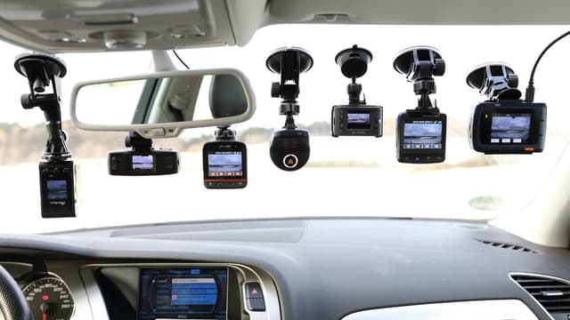 Les caméras embarquées dans les véhicules: quel régime juridique en  copropriété ?