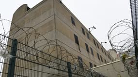 Un des bâtiments de la prison de Nanterre, le 10 mars 2015