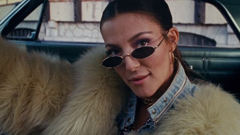 Camille Lellouche dans le clip de "Je remercie mon ex"