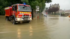 Une rue inondée à Bar-le-Duc (Meuse), le 15 juillet 2021.