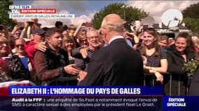 Royaume-Uni: le bain de foule du nouveau roi Charles III à Cardiff