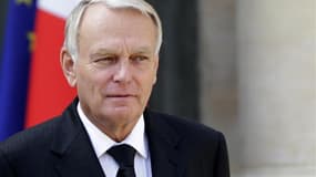 Jean-Marc Ayrault, le Premier ministre, réunira jeudi douze ministres pour tenter d'élaborer un programme d'action destiné à enrayer la violence endémique qui règne à Marseille, secouée par des règlements de comptes sanglants. /Photo prise le 5 septembre