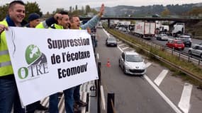 Des chauffeurs routiers protestant contre l'écotaxe en novembre 2013.