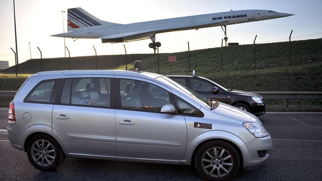 Les chauffeurs de VTC ne pourront plus bénéficier de cet avantage désormais réservé aux seuls taxis.