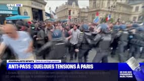 Quelques tensions en marge d'une manifestation anti-pass à Paris