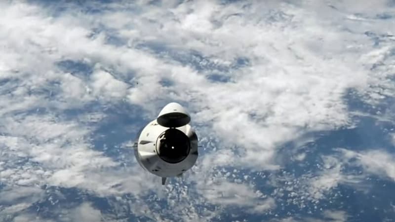 La capsule Endeavour de SpaceX après s'être détachée de la Station spatiale internationale, le 8 novembre 2021.