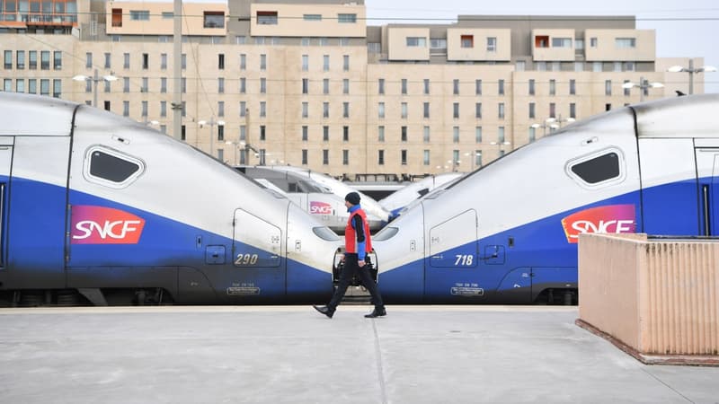 Les syndicats de la SNCF menacent de faire grève pendant trois mois. 