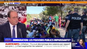 Propos de Jean-Luc Mélenchon sur l'accueil des migrants: "C'est une fausse déclaration, c'est la déclaration de ceux qui ne seront jamais au pouvoir", affirme François Hollande