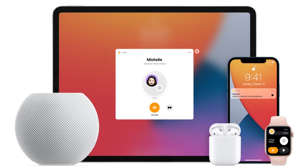 La fonction "interphone" permet de s'échanger des messages vocaux dans l'application Maison, entre les membres du domicile