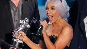 Lady Gaga a été sacrée dimanche soir reine des MTV Video Music Awards en remportant au total huit distinctions pour son clip "Bad Romance" et son duo avec Beyoncé, "Telephone". /Photo prise le 12 septembre 2010/REUTERS/Mike Blake