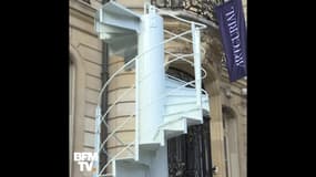 Un morceau d’escalier de la Tour Eiffel bientôt aux enchères