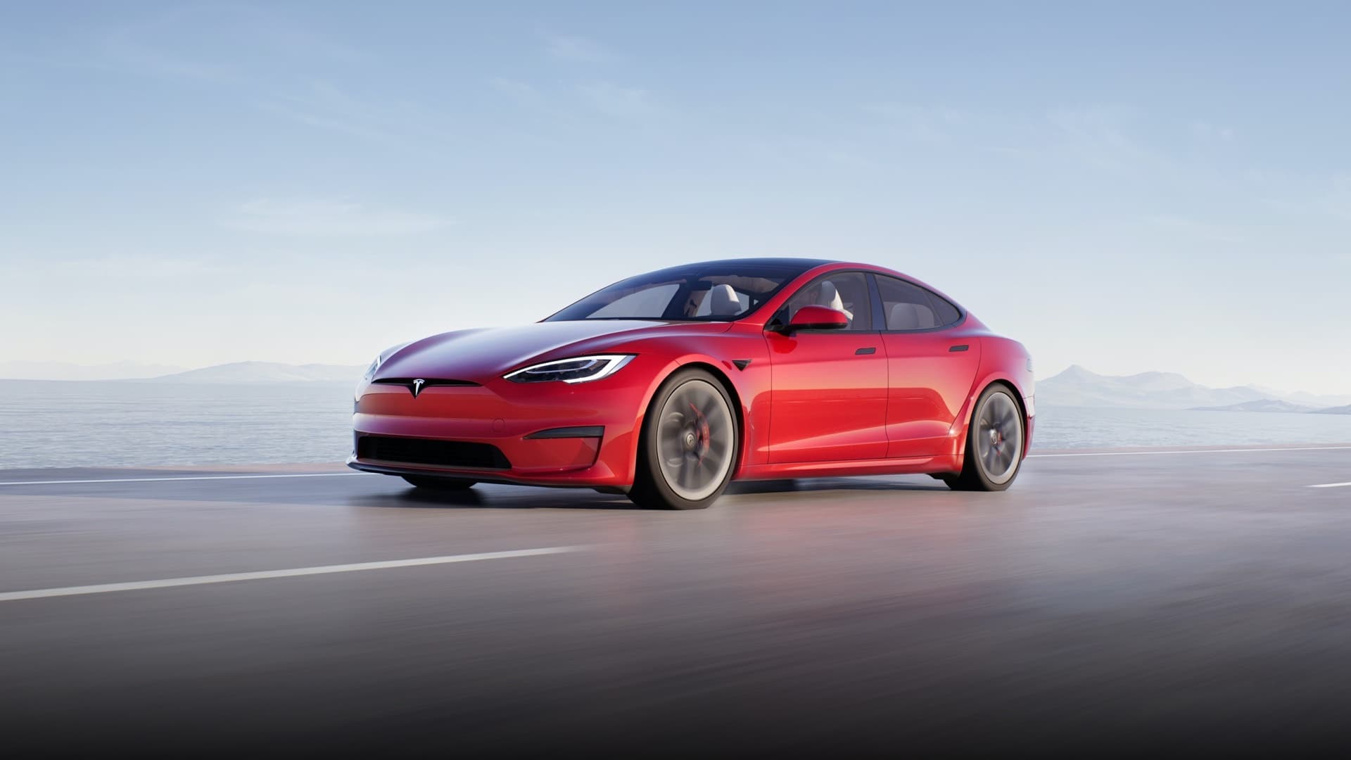 A l'extérieur, la Tesla Model S évolue peu dans son design.