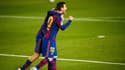 Lionel Messi avec Pedri, à Barcelone le 22 avril 2021