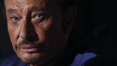 Johnny Hallyday s'est prêté mercredi à Paris à des examens médicaux dans le cadre de l'expertise judiciaire qui doit déterminer les circonstances exactes de ses problèmes de santé post-opératoires de l'hiver dernier. Les analyses se sont déroulées pendant