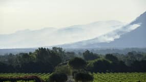 Fumées des incendies dans le Var, le 17 août 2021 près de Gonfaron