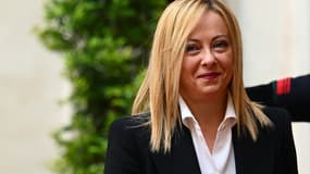 Giorgia Meloni arrive au palais Chigi à Rome pour prendre ses fonctions comme Première ministre d'Italie, le 23 octobre 2022